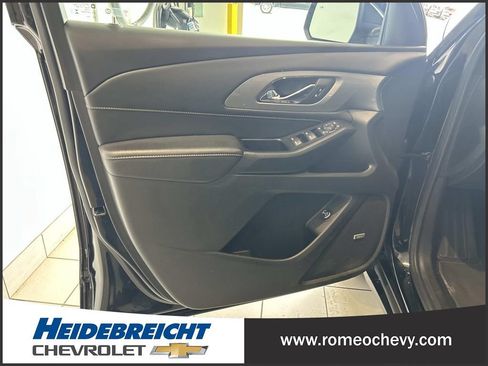 Certified 2023 Chevrolet Traverse LT w/ LT Premium Package AWD/4WD image 10
