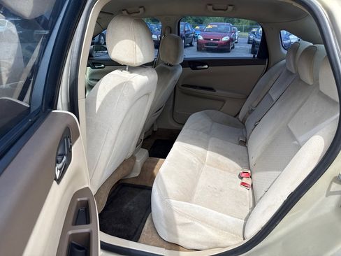 Used 2008 Chevrolet Impala LT FWD image 10