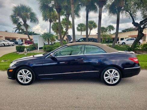 Used 2011 Mercedes-Benz E 350 Cabriolet image 6