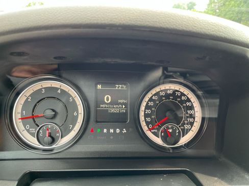 Used 2017 RAM 2500 SLT AWD/4WD image 16