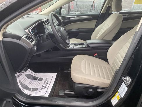 Used 2018 Ford Fusion S image 12