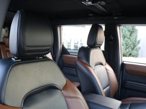 Used 2024 Ford Bronco Outer Banks AWD/4WD image 11