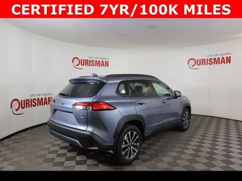 Used 2024 Toyota Corolla Cross XLE w/ Convenience Package image 7