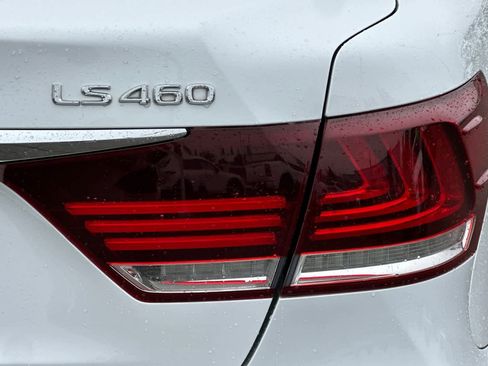 Used 2015 Lexus LS 460 image 33