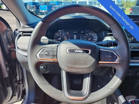 Certified 2022 Jeep Compass Latitude image 4