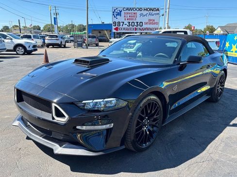 Used 2019 Ford Mustang GT Premium w/ GT Performance Package RWD image 5