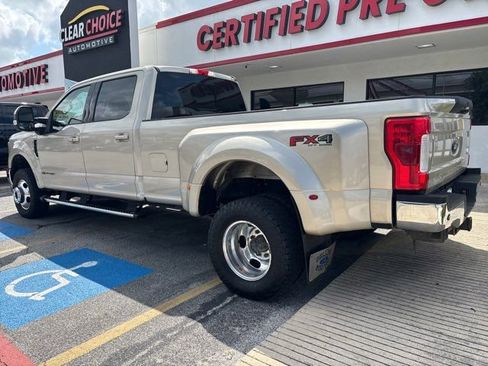 Used 2017 Ford F350 Lariat w/ Lariat Ultimate Package AWD/4WD image 4
