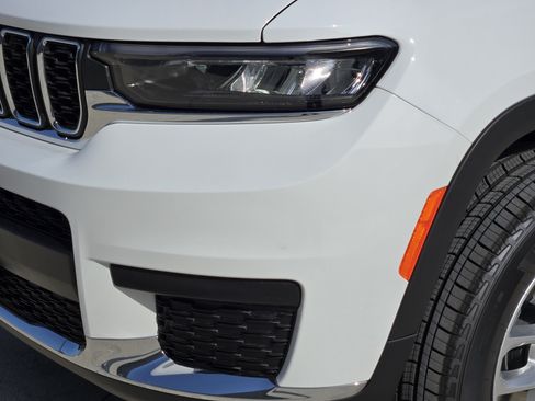 New 2026 Jeep Grand Cherokee L Laredo AWD/4WD image 7