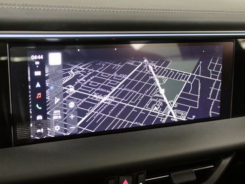 Certified 2025 Porsche Macan 4S Electric image 31