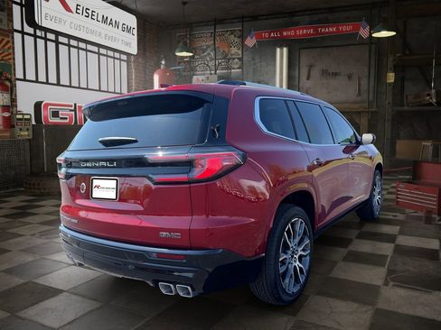 New 2026 GMC Acadia Denali Ultimate w/ LPO, Floor Liner Package AWD/4WD image 3