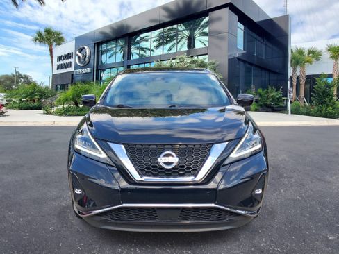 Used 2021 Nissan Murano SV w/ SV Special Edition Package FWD image 2