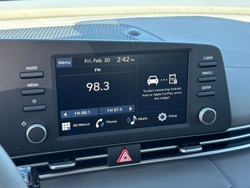 New 2026 Hyundai Elantra Sport FWD image 17