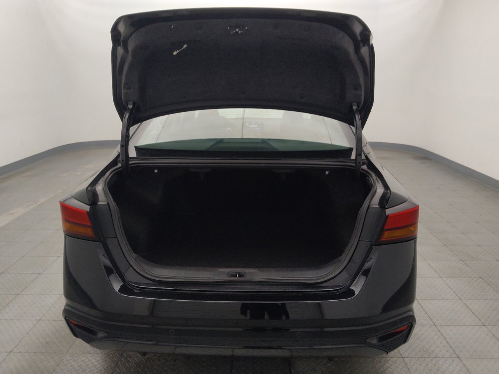 Used 2024 Nissan Altima 2.5 SV FWD image 29