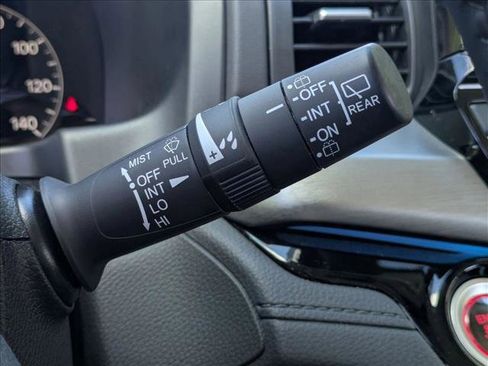 Used 2025 Honda Odyssey Touring image 10
