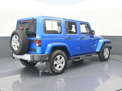 Used 2015 Jeep Wrangler Unlimited Sahara w/ Dual Top Group image 6