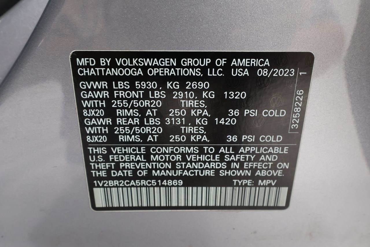 Used 2024 Volkswagen Atlas SEL AWD/4WD image 33