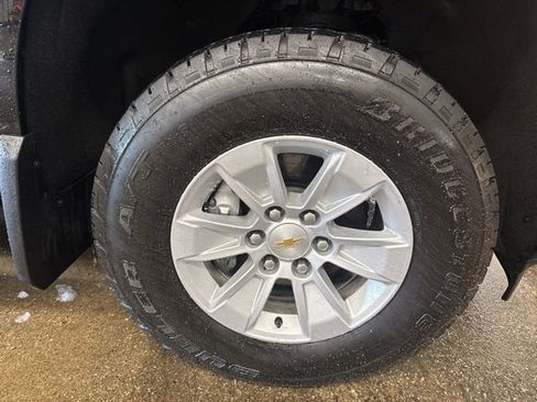 Used 2025 Chevrolet Silverado 1500 W/T w/ LPO, Dark Essentials Package image 9