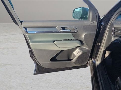 New 2026 GMC Terrain AT4 w/ LPO, Floor Liner Package image 30