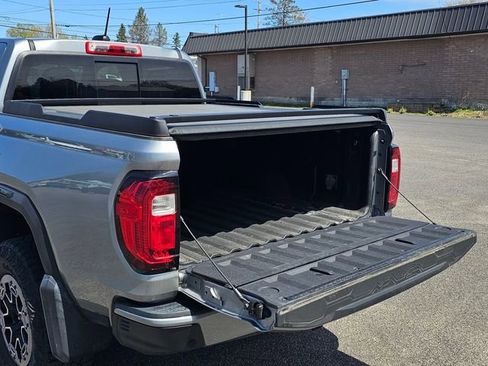 Certified 2023 GMC Canyon AT4X w/ Edition 1 AWD/4WD image 10