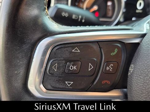 Used 2018 Jeep Wrangler Unlimited Sahara AWD/4WD image 31