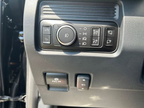 New 2025 Ford F250 Platinum w/ FX4 Off-Road Package image 24