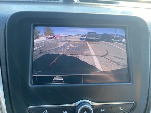 Used 2024 Chevrolet Equinox LS w/ LS Convenience Package AWD/4WD image 42