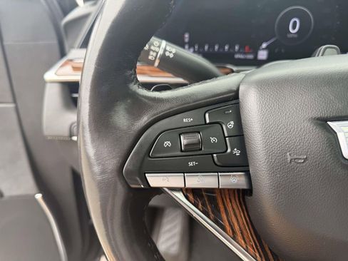 Used 2022 Cadillac Escalade ESV Premium Luxury image 19