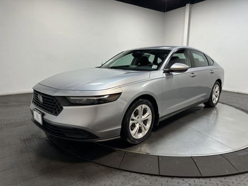 Certified 2023 Honda Accord LX image 1