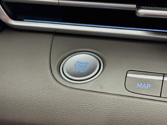 New 2026 Hyundai Elantra SEL FWD image 29