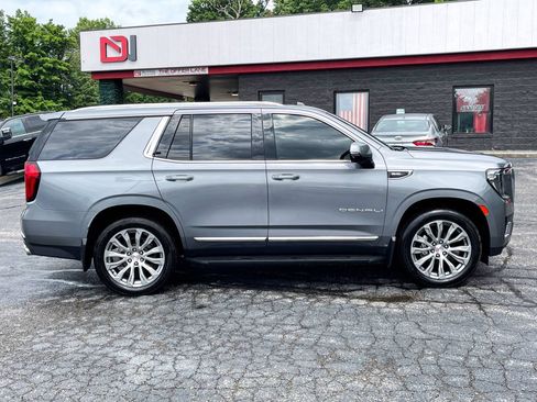 Used 2022 GMC Yukon Denali AWD/4WD image 4