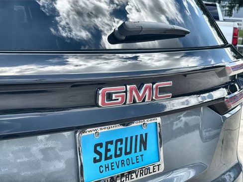 Certified 2026 GMC Acadia Elevation w/ Elevation Premium Package FWD image 30