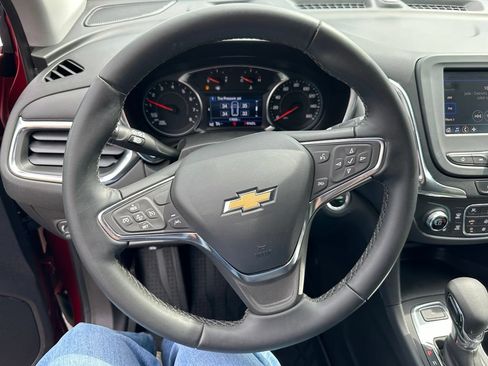 Used 2024 Chevrolet Equinox LT AWD/4WD image 14