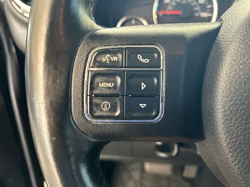 Used 2012 Jeep Wrangler Unlimited Rubicon w/ Connectivity Group AWD/4WD image 45