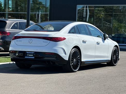 Used 2024 Mercedes-Benz EQE 350+ 4MATIC Sedan image 3