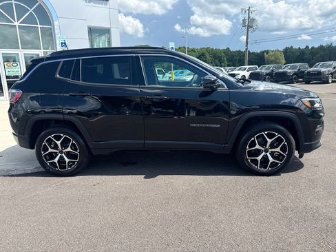 New 2026 Jeep Compass Limited AWD/4WD image 9