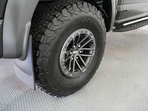 Used 2020 Ford F150 Raptor w/ Equipment Group 802A Luxury AWD/4WD image 65