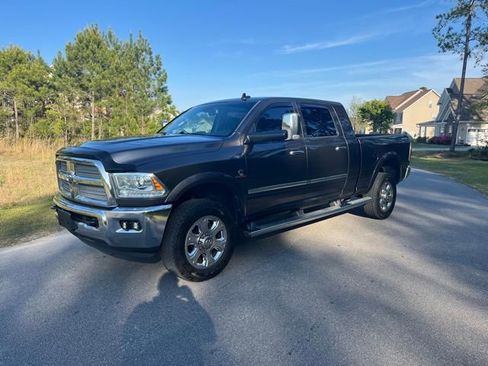 Used 2014 RAM 2500 Limited AWD/4WD image 2