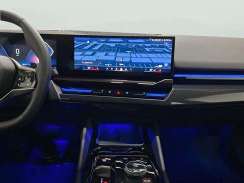 Used 2025 BMW 530i image 54