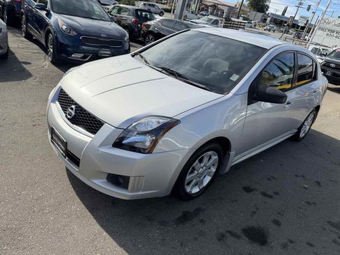 Used 2012 Nissan Sentra 2.0 SR w/ Convenience Pkg image 3
