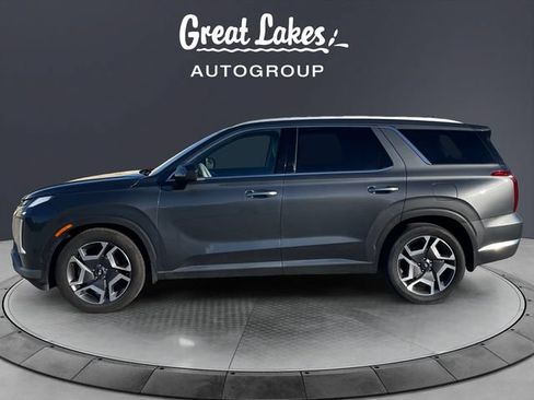 Used 2024 Hyundai Palisade Limited AWD/4WD image 2