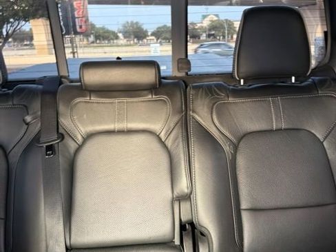 Used 2021 RAM 1500 Limited w/ Night Edition RWD image 10