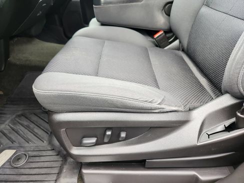 Used 2018 Chevrolet Silverado 1500 LT w/ All Star Edition AWD/4WD image 27