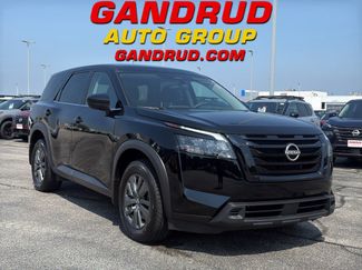 Certified 2025 Nissan Pathfinder S AWD/4WD video 1