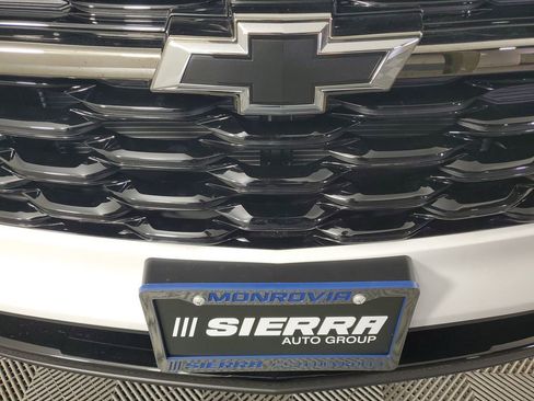 New 2026 Chevrolet Trax RS w/ Sunroof Package image 10