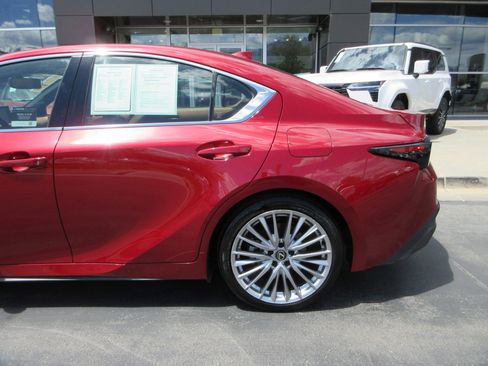 Used 2023 Lexus IS 300 AWD w/ Premium Package image 4