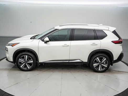 Used 2023 Nissan Rogue SL w/ SL Premium Package image 7