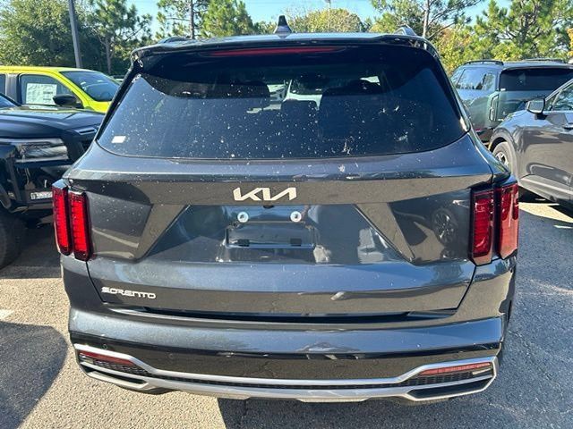 Certified 2023 Kia Sorento S w/ Panoramic Sunroof Package FWD image 4