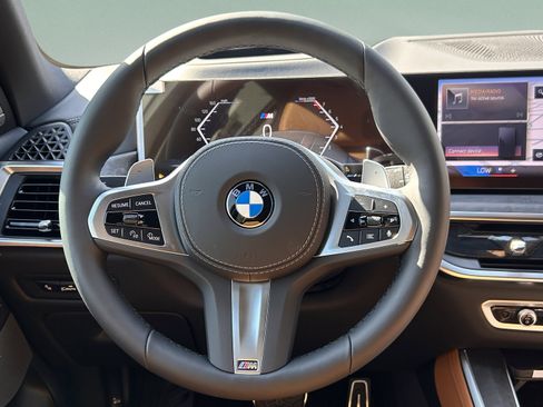Used 2026 BMW X5 sDrive40i w/ M Sport Package RWD image 10