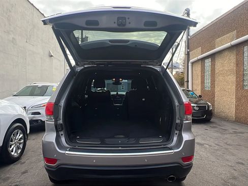 Used 2018 Jeep Grand Cherokee Limited w/ Luxury Group II image 8