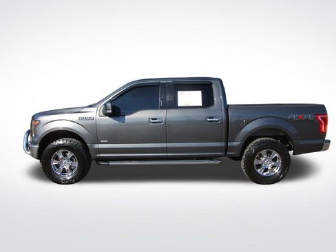 Used 2015 Ford F150 XLT w/ Equipment Group 302A Luxury image 2